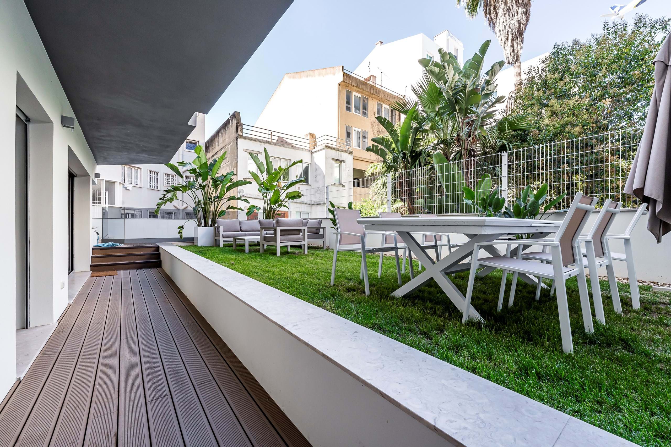 Lisboa, Lisbon, 1200-109, PT, 2 Bedrooms Bedrooms, ,3 BathroomsBathrooms,Residential,For Sale,1838032
