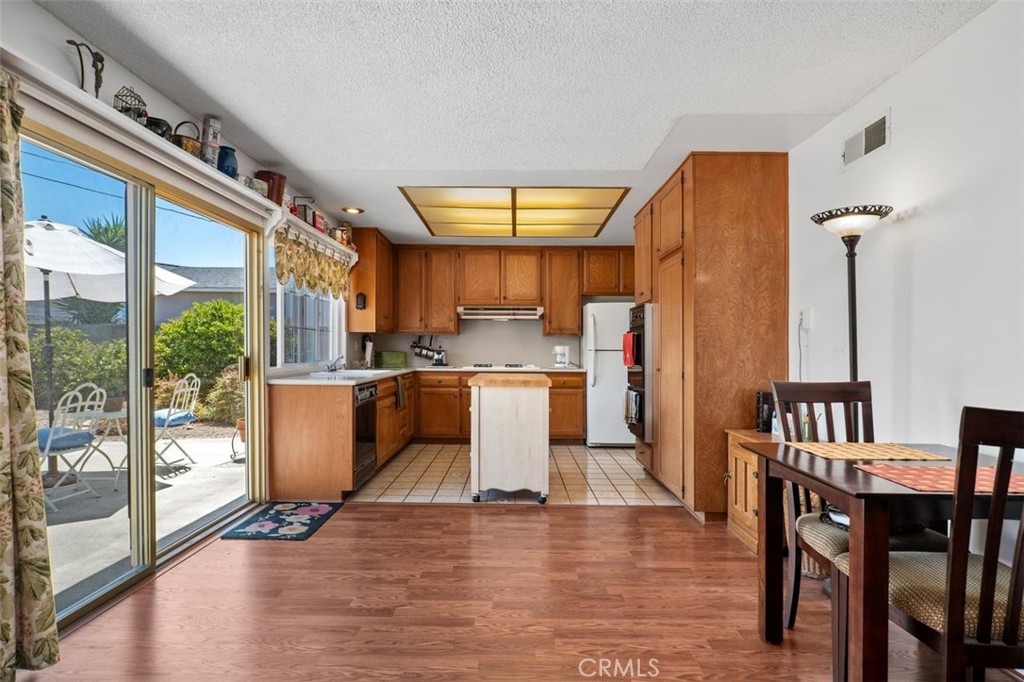 Orange, California, 92867, United States, 4 Bedrooms Bedrooms, ,2 BathroomsBathrooms,Residential,For Sale,1902467