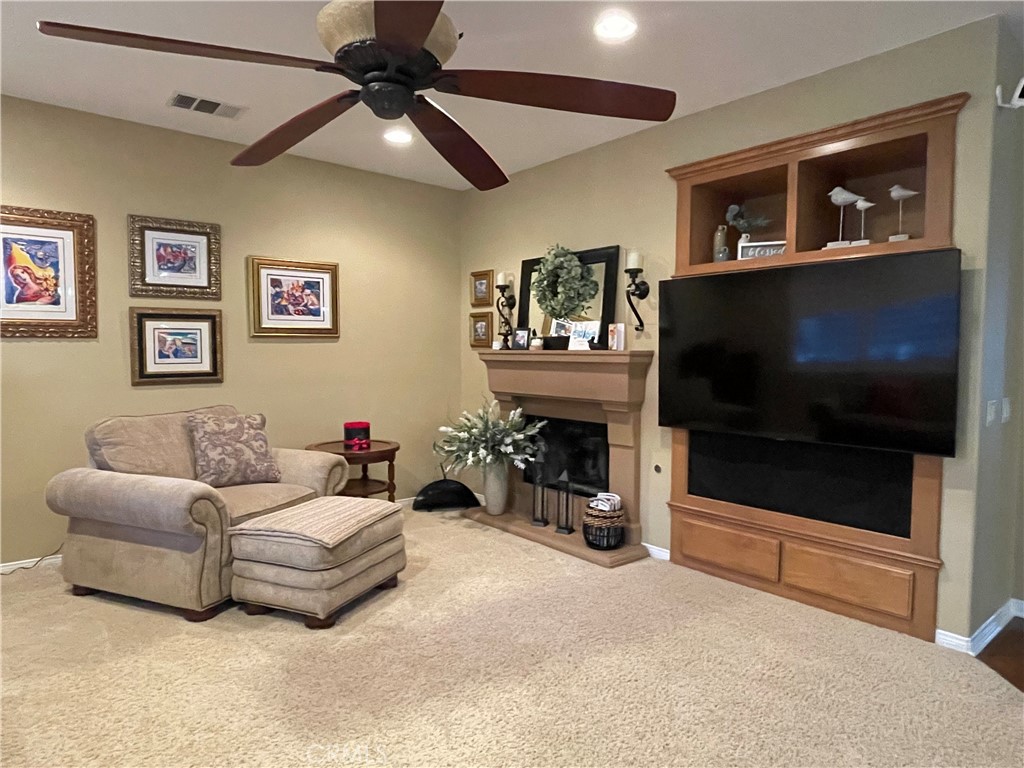 Murrieta, California, 92562, United States, 3 Bedrooms Bedrooms, ,4 BathroomsBathrooms,Residential,For Sale,1880492