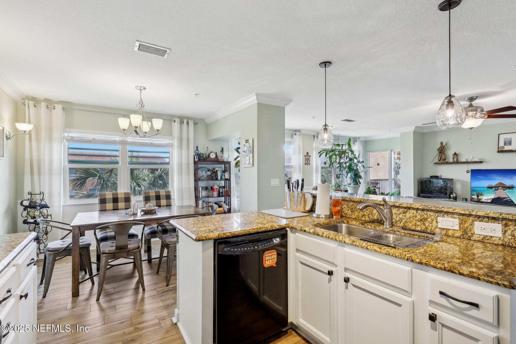 Jacksonville Beach, Florida, 32250, United States, 3 Bedrooms Bedrooms, ,2 BathroomsBathrooms,Residential,For Sale,1924943