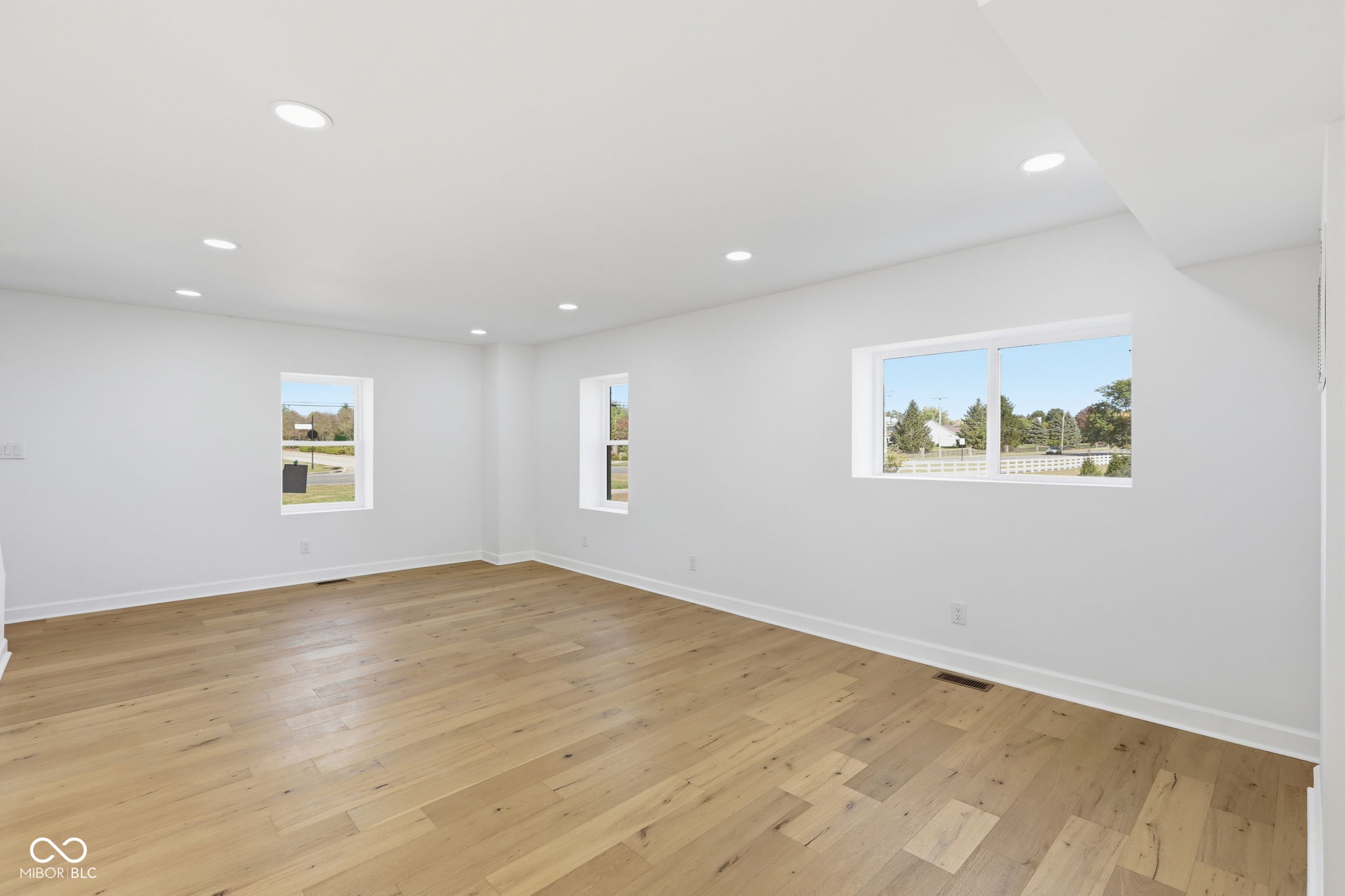 Carmel, Indiana, 46033, United States, 4 Bedrooms Bedrooms, ,3 BathroomsBathrooms,Residential,For Sale,1998022