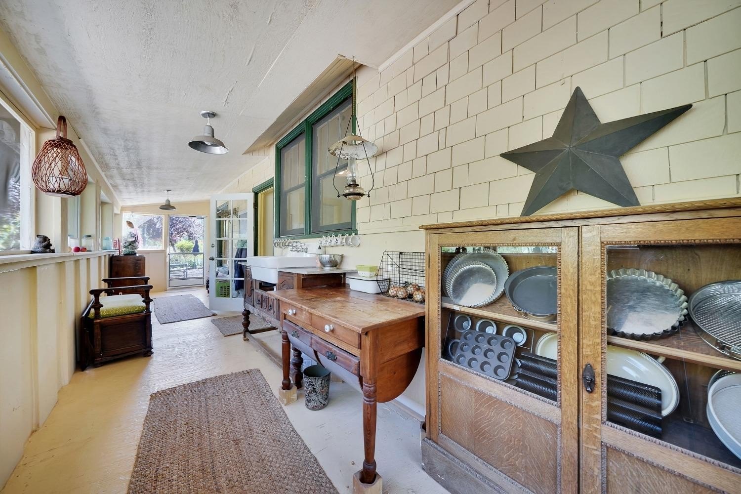 Mokelumne Hill, California, 95245, United States, 5 Bedrooms Bedrooms, ,3 BathroomsBathrooms,Residential,For Sale,1914362