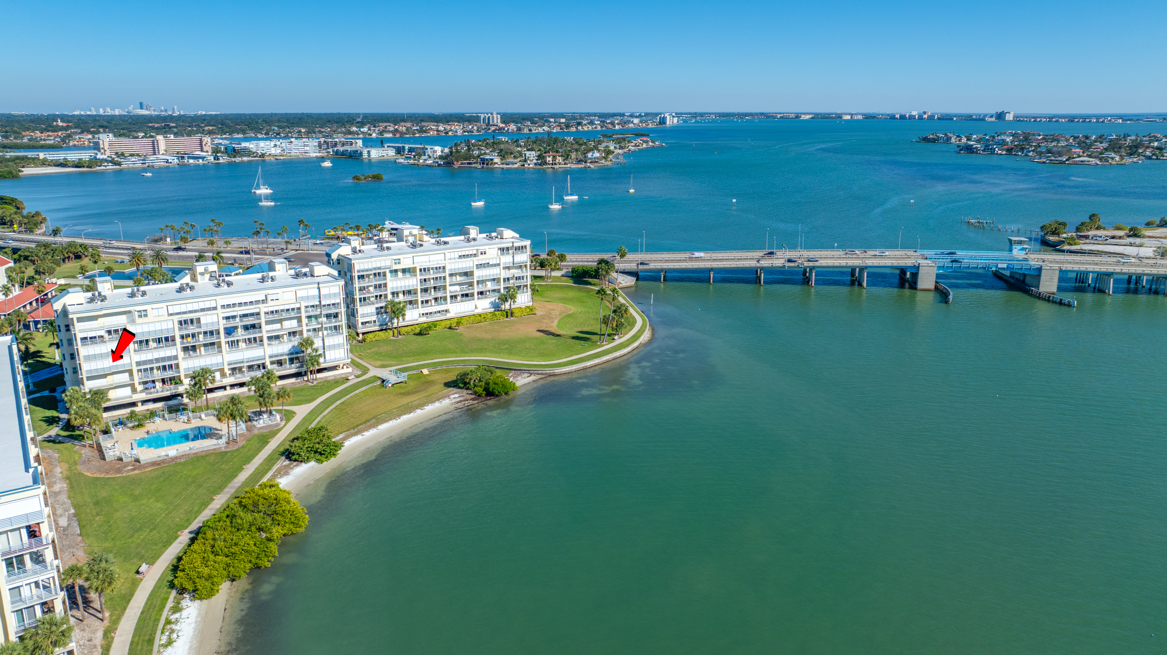 South Pasadena, Florida, 33707, United States, 2 Bedrooms Bedrooms, ,2 BathroomsBathrooms,Residential,For Sale,1987070