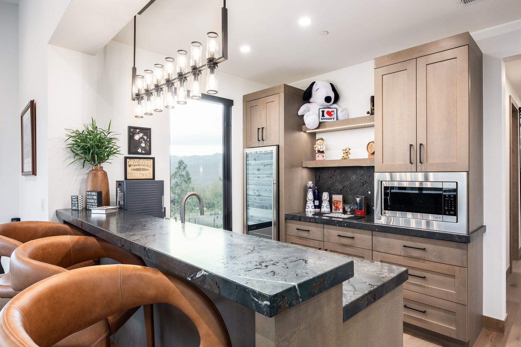  New Mountain Contemporary Home on Rare Double Lot with Timp Views - 物件實景