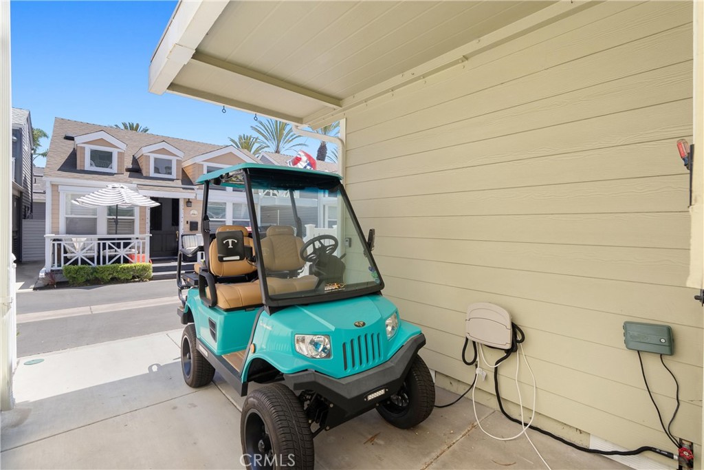 Newport Beach, California, 92663, United States, 2 Bedrooms Bedrooms, ,2 BathroomsBathrooms,Residential,For Sale,1877263