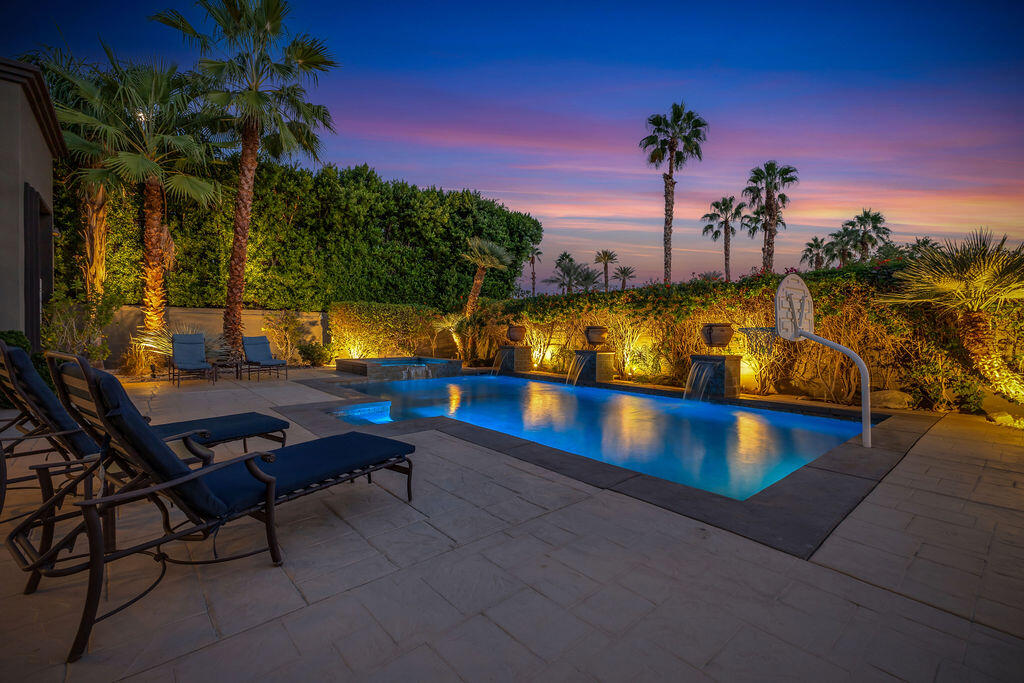 La Quinta, California, 92253, United States, 4 Bedrooms Bedrooms, ,2 BathroomsBathrooms,Residential,For Sale,1987635