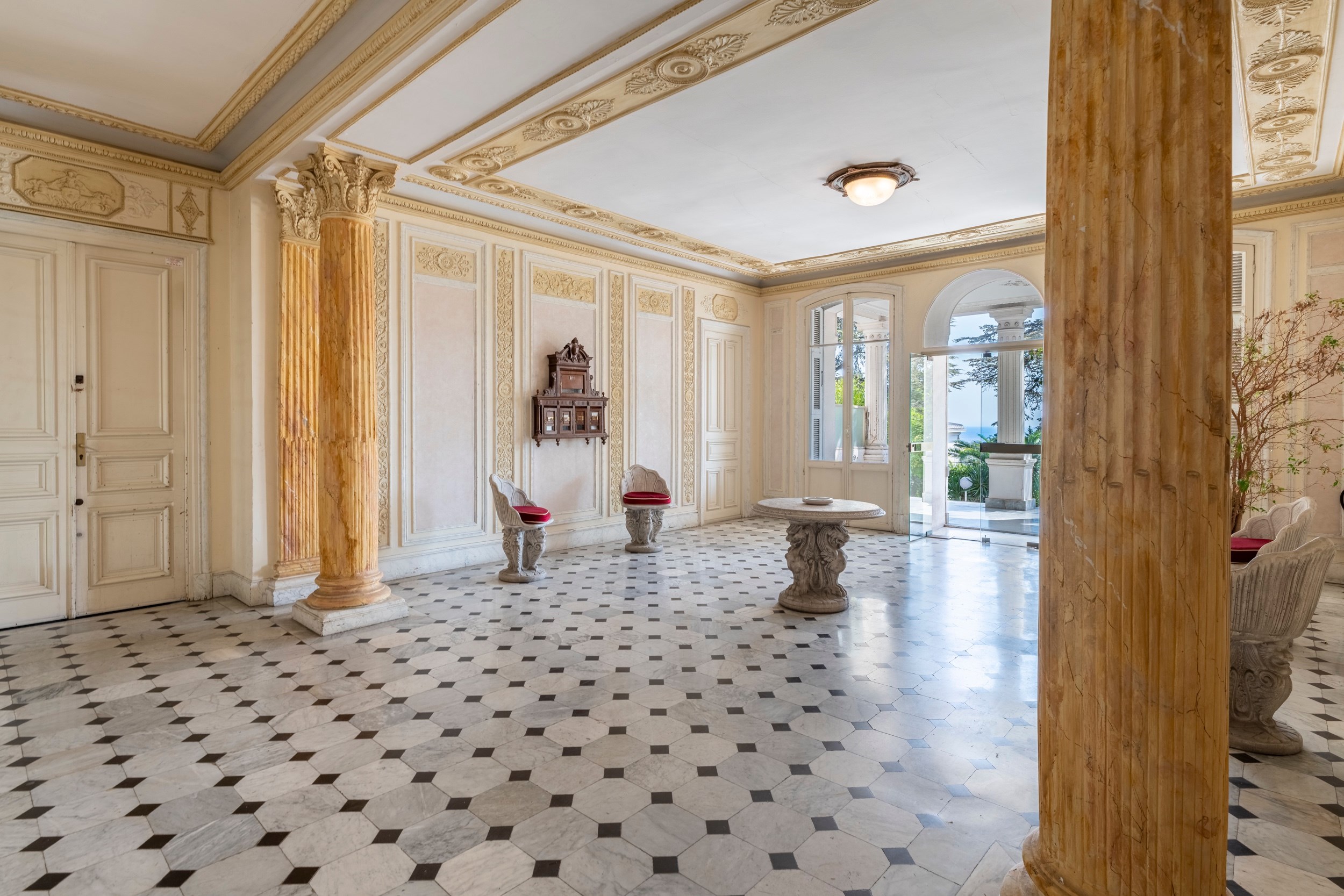  Exclusive Listing Mont Boron. Prestigious Apartment within a Historic Mansion - 物件實景