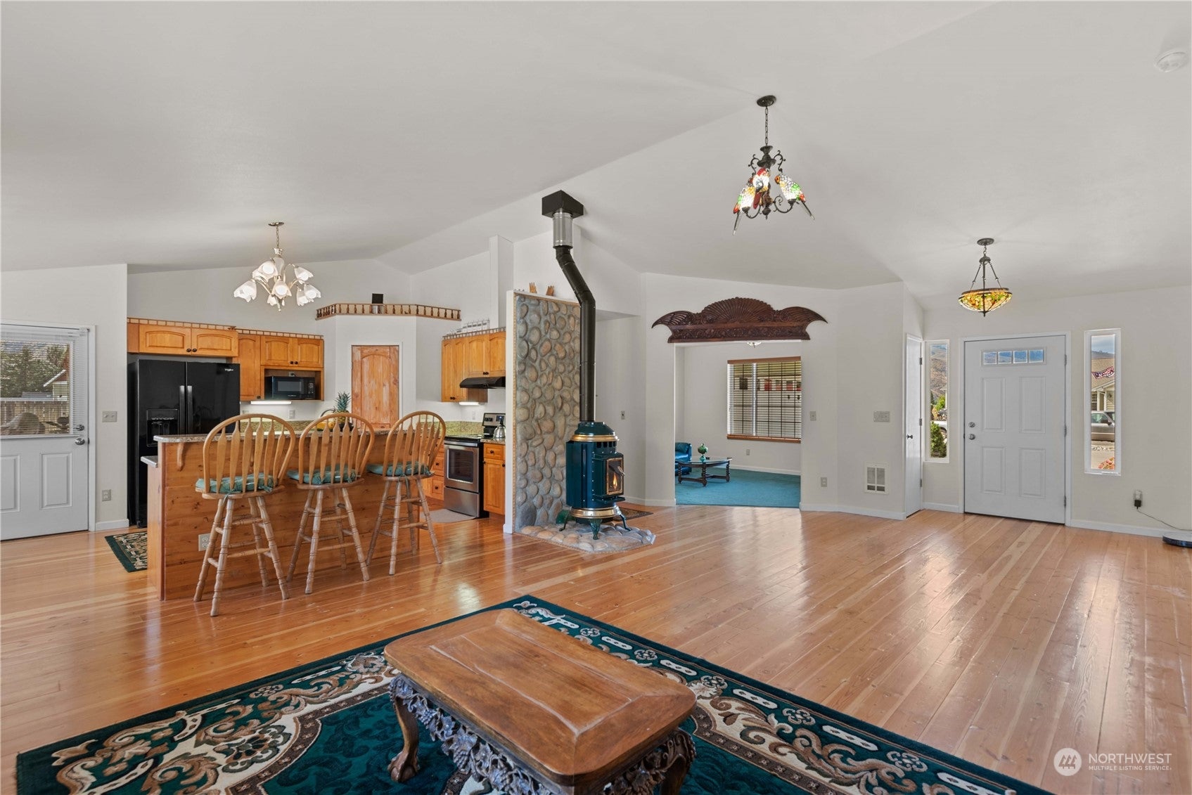 1010 Crest Loop, Entiat, Washington, 98822, United States, 3 Bedrooms Bedrooms, ,3 BathroomsBathrooms,Residential,For Sale,1010 Crest Loop,1592644