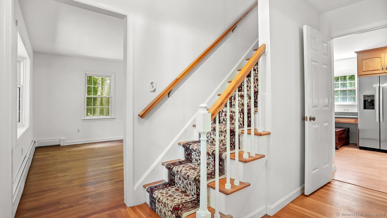 Easton, Connecticut, 06612, United States, 4 Bedrooms Bedrooms, ,4 BathroomsBathrooms,Residential,For Sale,1895469