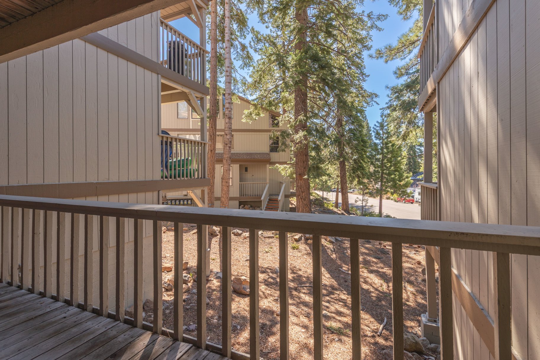  Steps to Tahoe Adventure - 物件實景