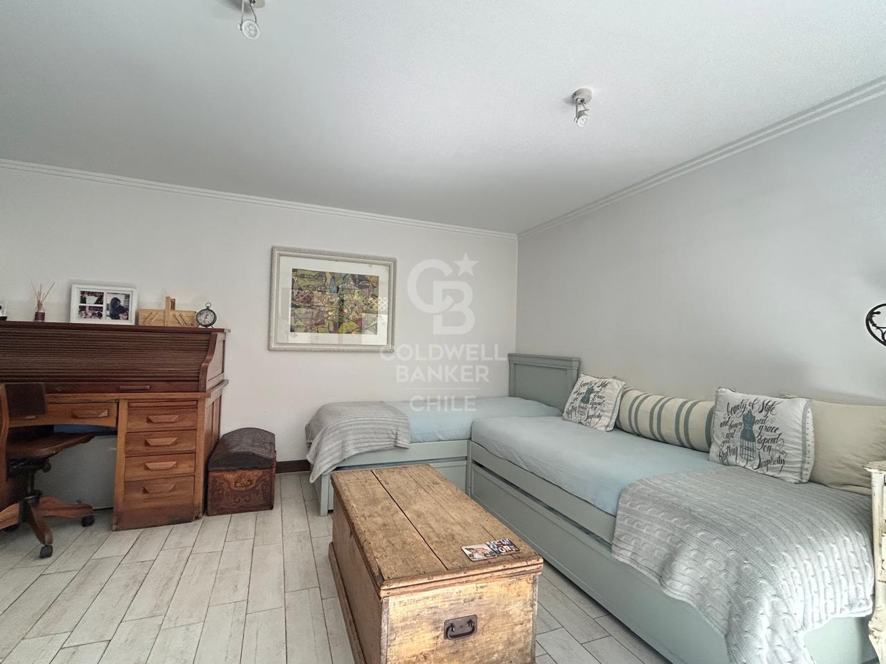 Lo Barnechea, Chile, 4 Bedrooms Bedrooms, ,5 BathroomsBathrooms,Residential,For Sale,1956171