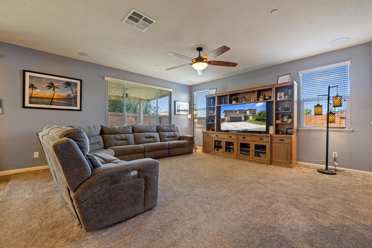 Manteca, California, 95337, United States, 4 Bedrooms Bedrooms, ,4 BathroomsBathrooms,Residential,For Sale,1977472