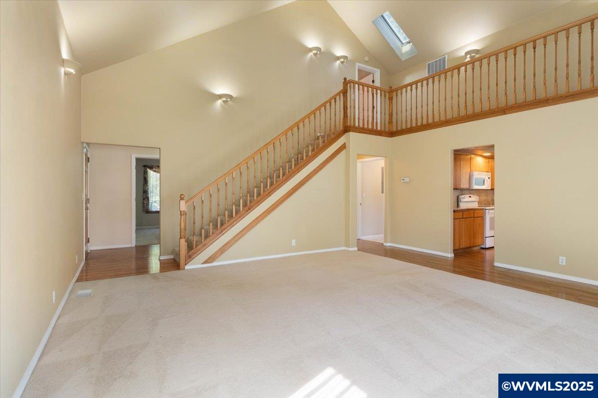 Lebanon, Oregon, 97355, United States, 3 Bedrooms Bedrooms, ,2 BathroomsBathrooms,Residential,For Sale,1991965