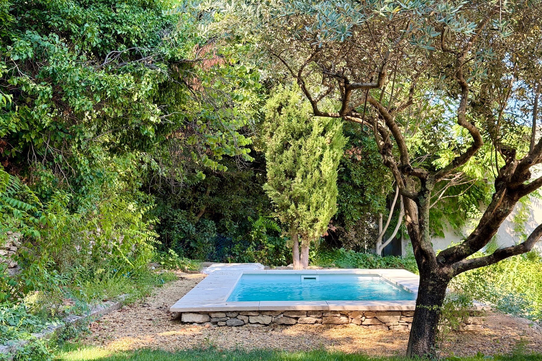  Uzès within walking distance – Renovated single-storey home with exceptional vi… - 物件實景