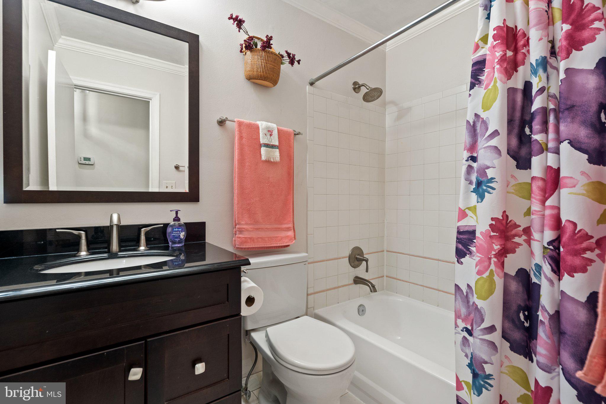 Warrenton, Virginia, 20187, United States, ,Residential,For Sale,1943108