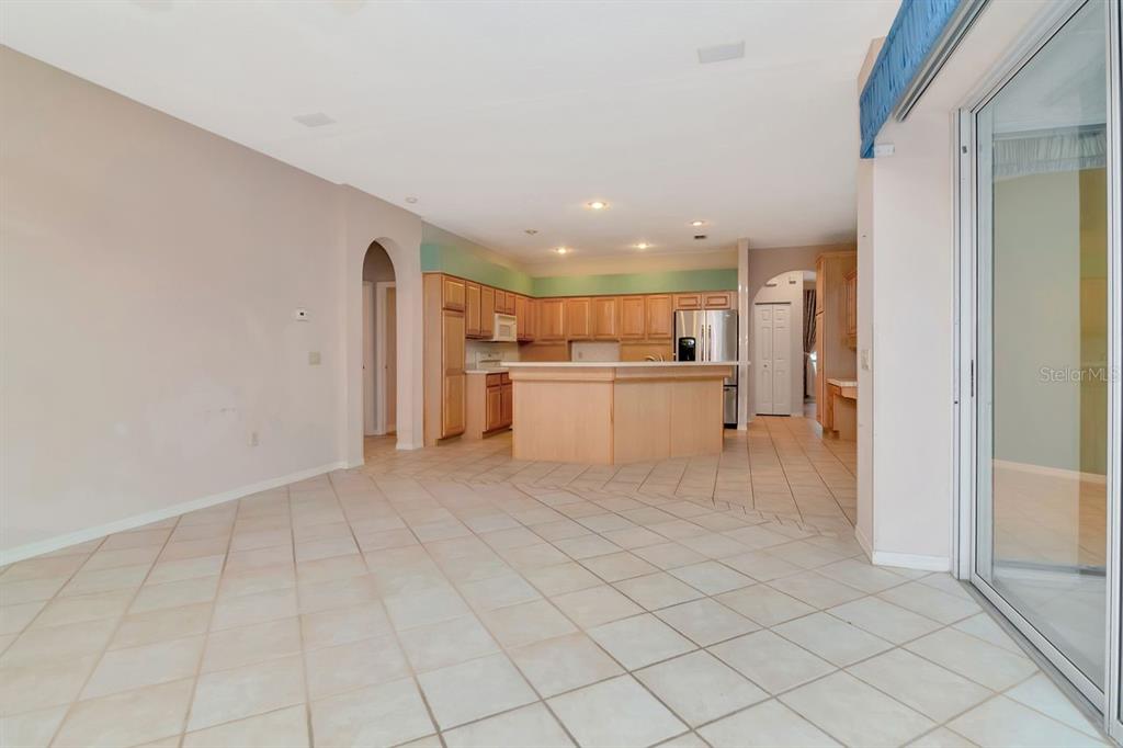 Oldsmar, Florida, 34677, United States, 4 Bedrooms Bedrooms, ,3 BathroomsBathrooms,Residential,For Sale,1998851