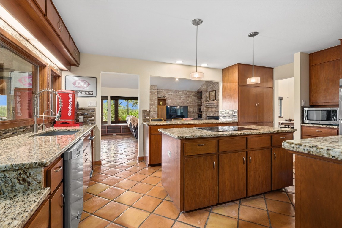 Dripping Springs, Texas, 78620, United States, 3 Bedrooms Bedrooms, ,2 BathroomsBathrooms,Residential,For Sale,1752419