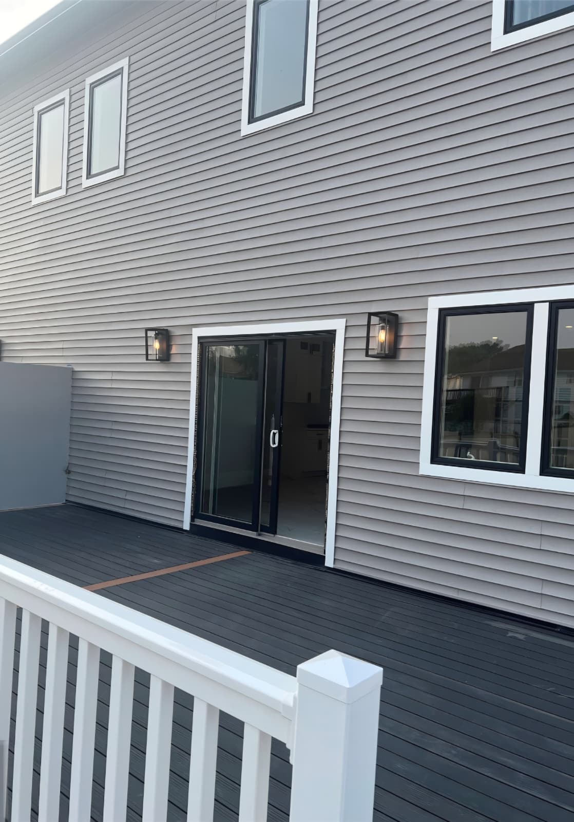 Little Ferry, New Jersey, 07643, United States, 5 Bedrooms Bedrooms, ,4 BathroomsBathrooms,Residential,For Sale,1980185