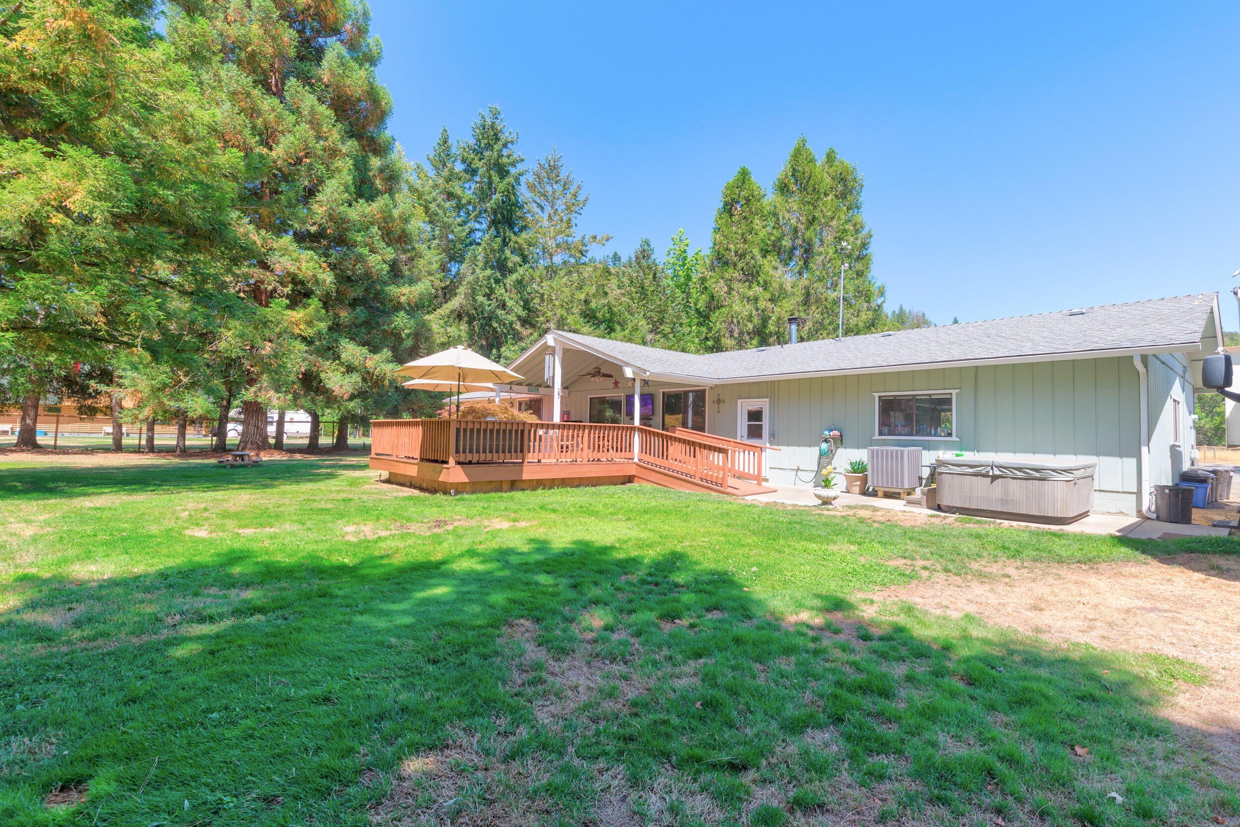 Grants Pass, Oregon, 97527, United States, 3 Bedrooms Bedrooms, ,3 BathroomsBathrooms,Residential,For Sale,1928717