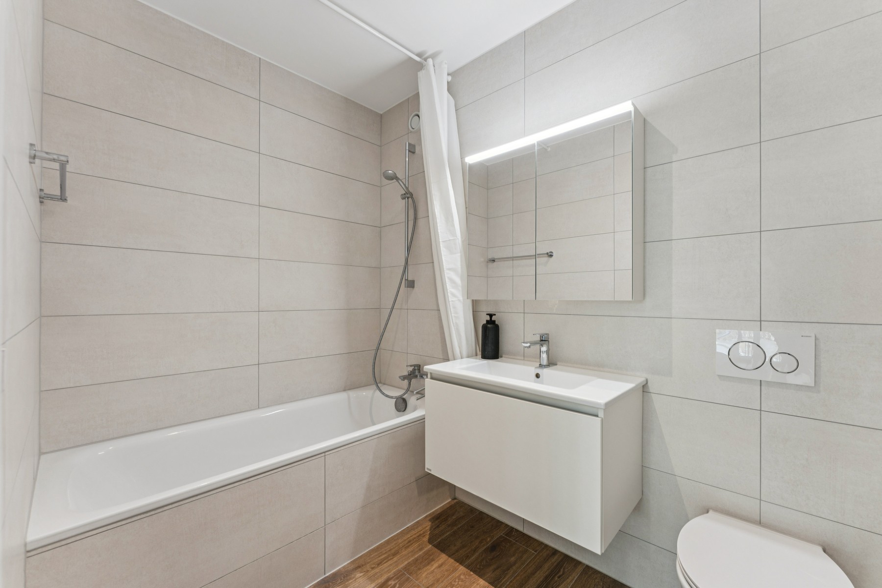  3.5-room apartment with a balcony - 物件實景