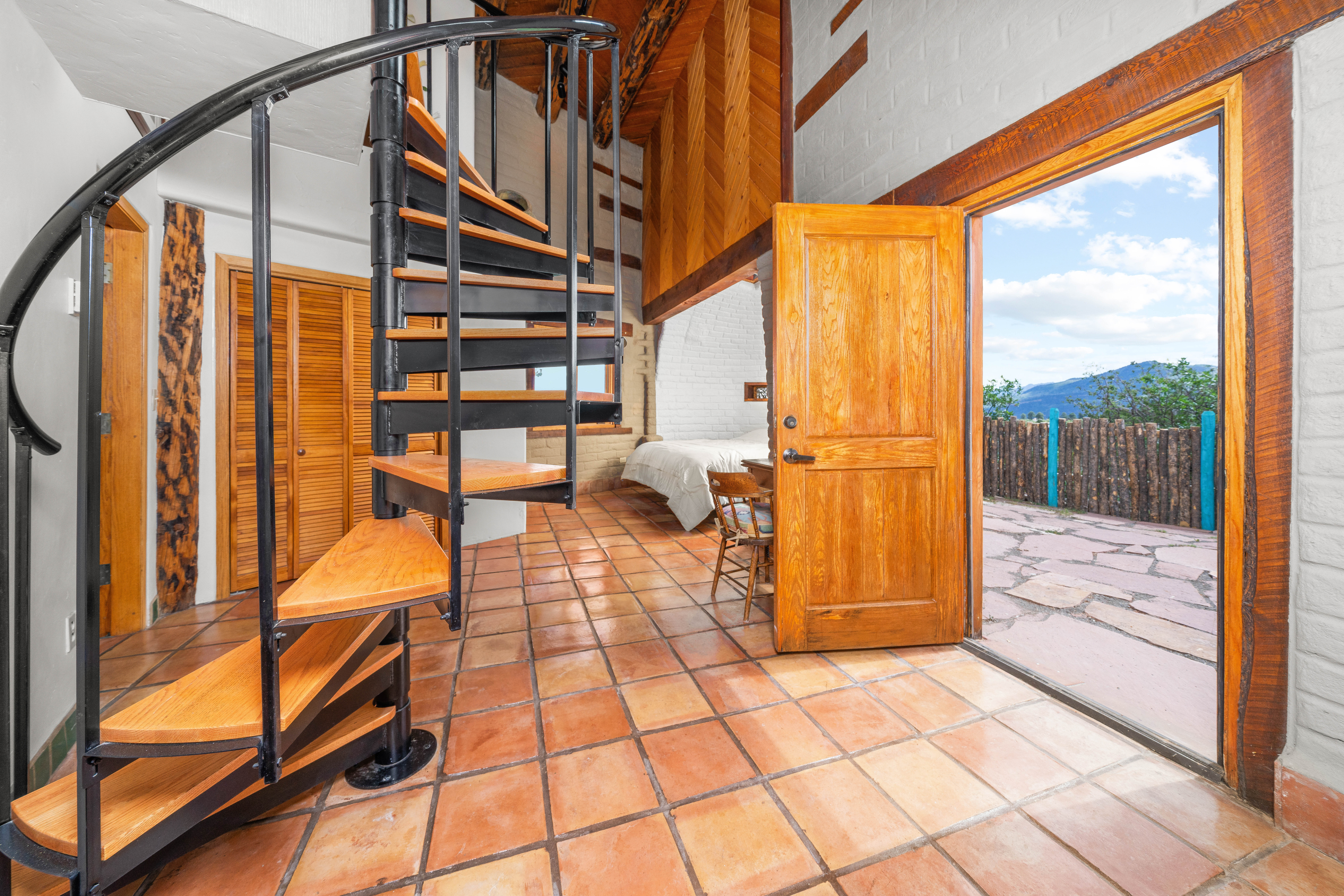  Custom Built Santa Fe Style Adobe Home in Ridgway - 物件實景