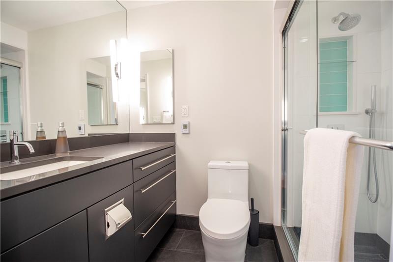 154 N Bellefield Unit 76, Oakland, Pennsylvania, 15213, United States, 2 Bedrooms Bedrooms, ,2 BathroomsBathrooms,Residential,For Sale,154 N Bellefield Unit 76,1662651