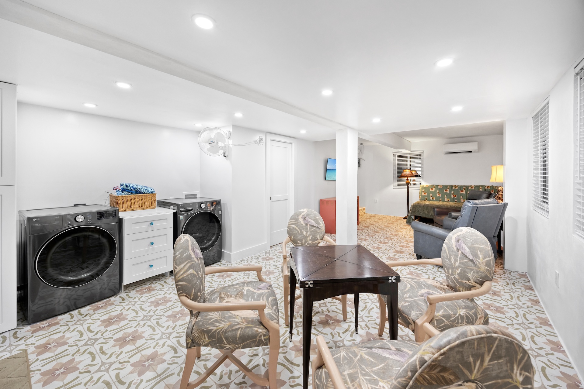 Green Turtle Cay, Abaco, Green Turtle Cay, BS, 3 Bedrooms Bedrooms, ,4 BathroomsBathrooms,Residential,For Sale,1992153