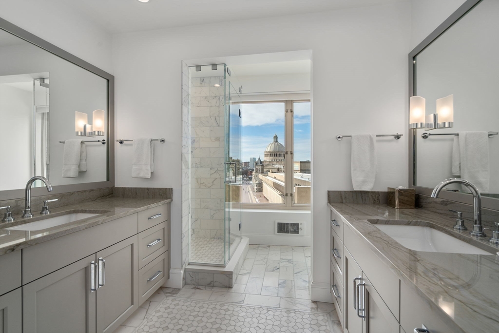 Boston, Massachusetts, 02199, United States, 3 Bedrooms Bedrooms, ,3 BathroomsBathrooms,Residential,For Sale,1940659