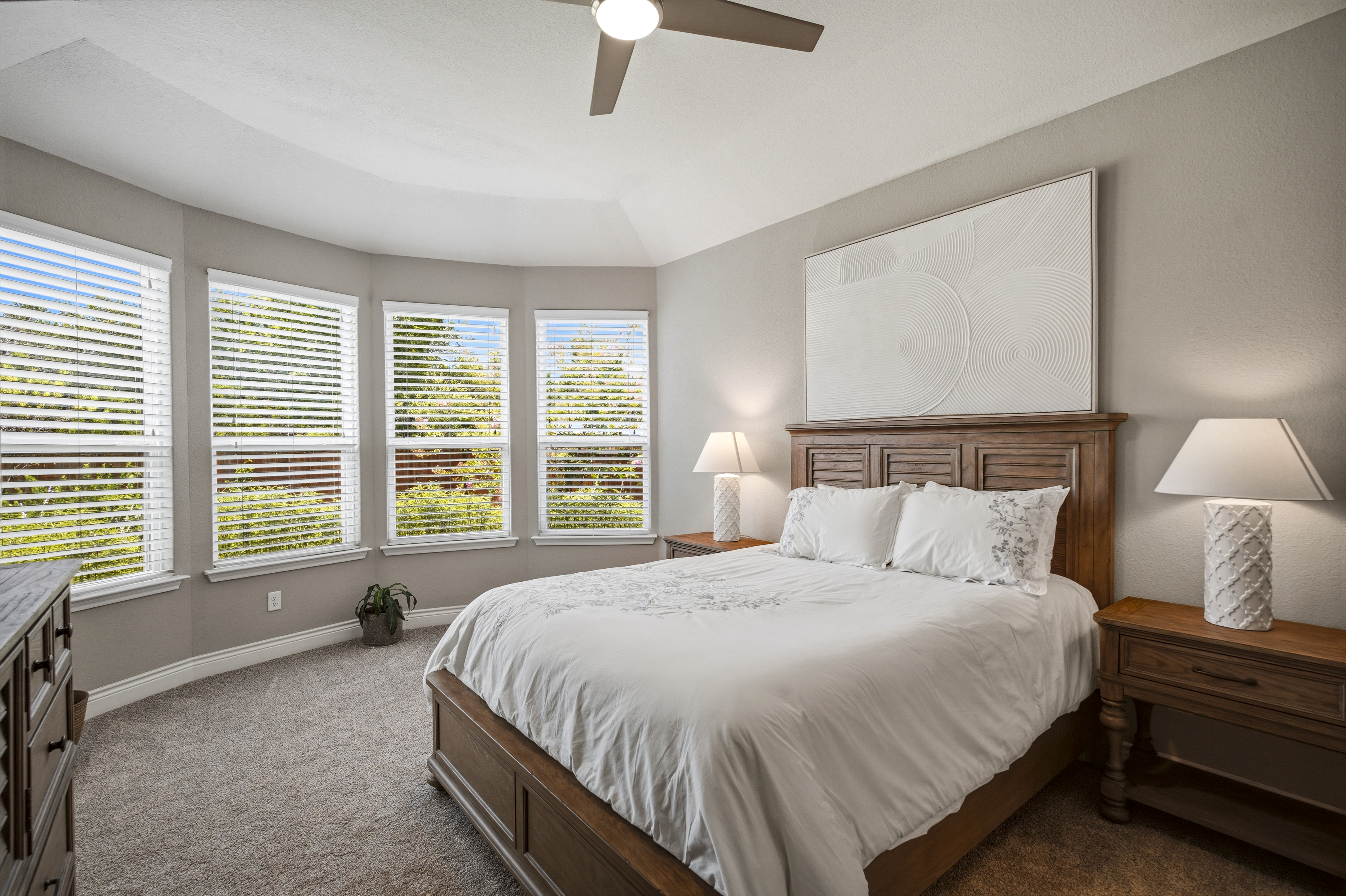  Private Greenbelt Retreat in Boerne - 物件實景