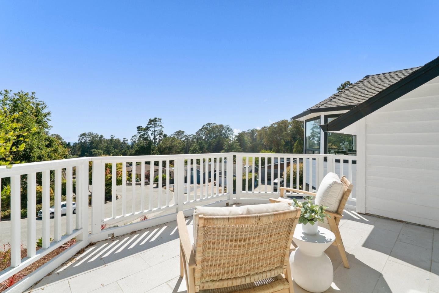 Aptos, California, 95003, United States, 5 Bedrooms Bedrooms, ,3 BathroomsBathrooms,Residential,For Sale,1895468