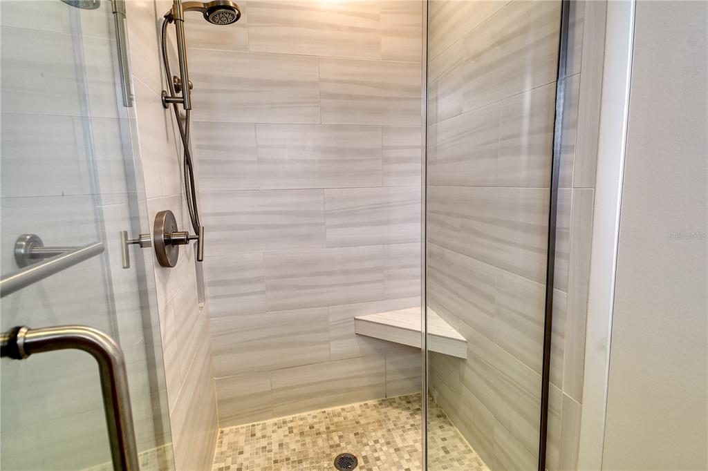 Longboat Key, Florida, 34228, United States, 2 Bedrooms Bedrooms, ,2 BathroomsBathrooms,Residential,For Sale,1987824