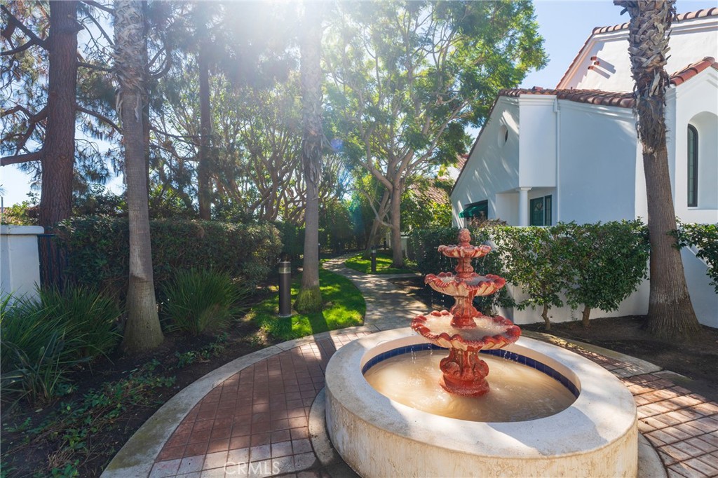 Huntington Beach, California, 92648, United States, 4 Bedrooms Bedrooms, ,3 BathroomsBathrooms,Residential,For Sale,1989716