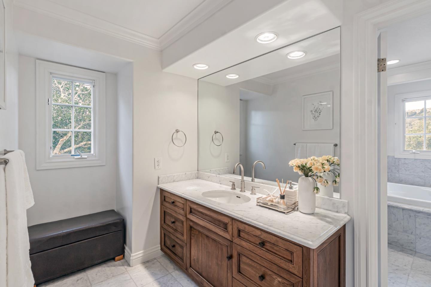 San Carlos, California, 94070, United States, 5 Bedrooms Bedrooms, ,5 BathroomsBathrooms,Residential,For Sale,1700172