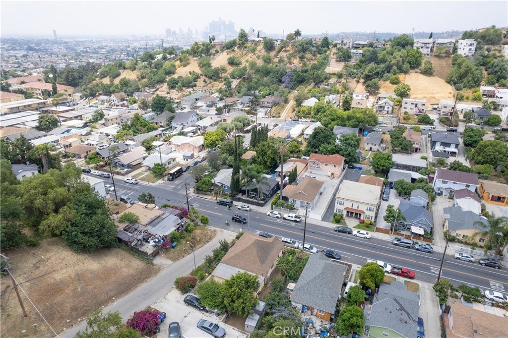 Los Angeles, California, 90031, United States, 3 Bedrooms Bedrooms, ,1 BathroomBathrooms,Residential,For Sale,1990461