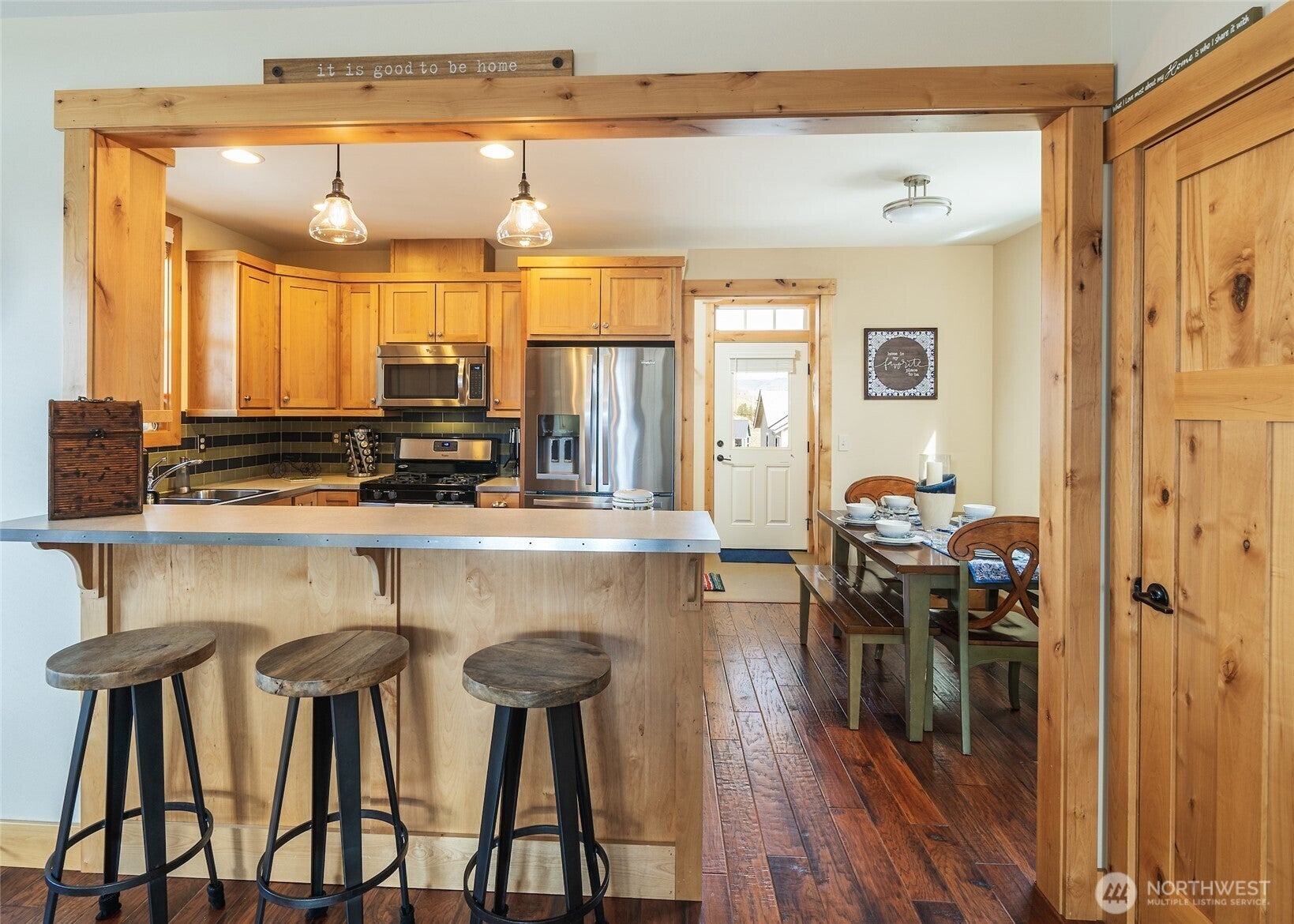 Chelan, Washington, 98816, United States, 3 Bedrooms Bedrooms, ,3 BathroomsBathrooms,Residential,For Sale,1777095