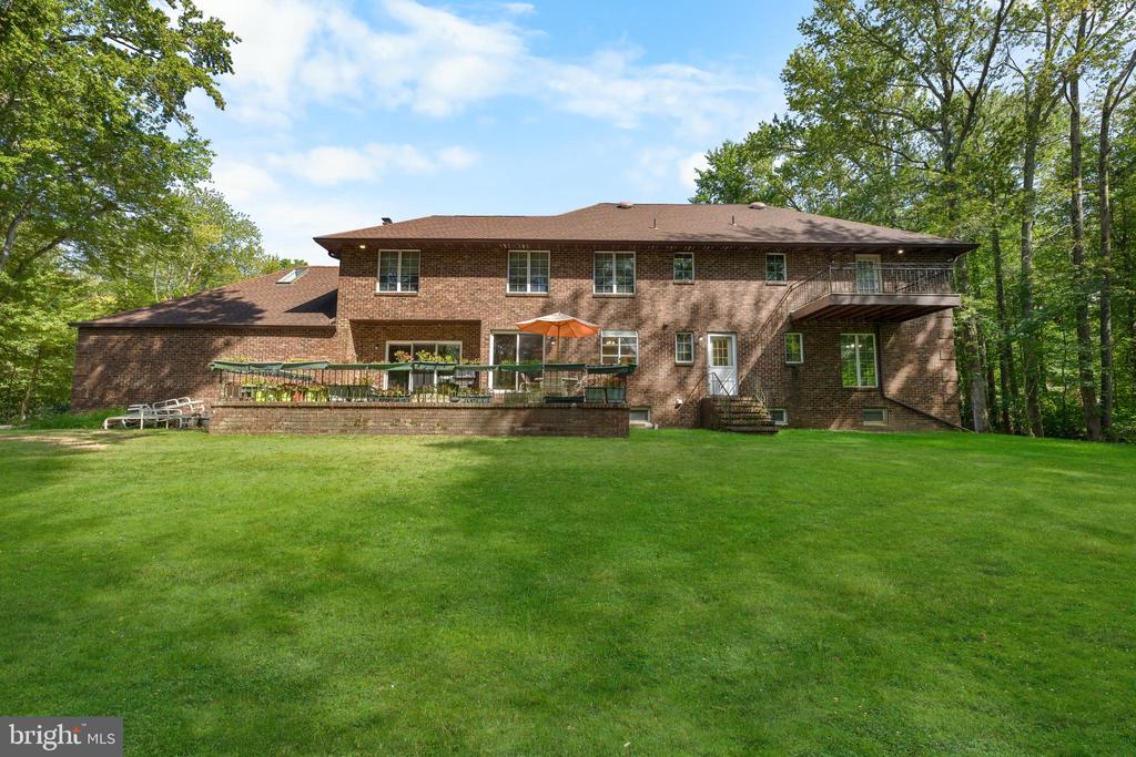 Hightstown, New Jersey, 08520, United States, 5 Bedrooms Bedrooms, ,4 BathroomsBathrooms,Residential,For Sale,1905744
