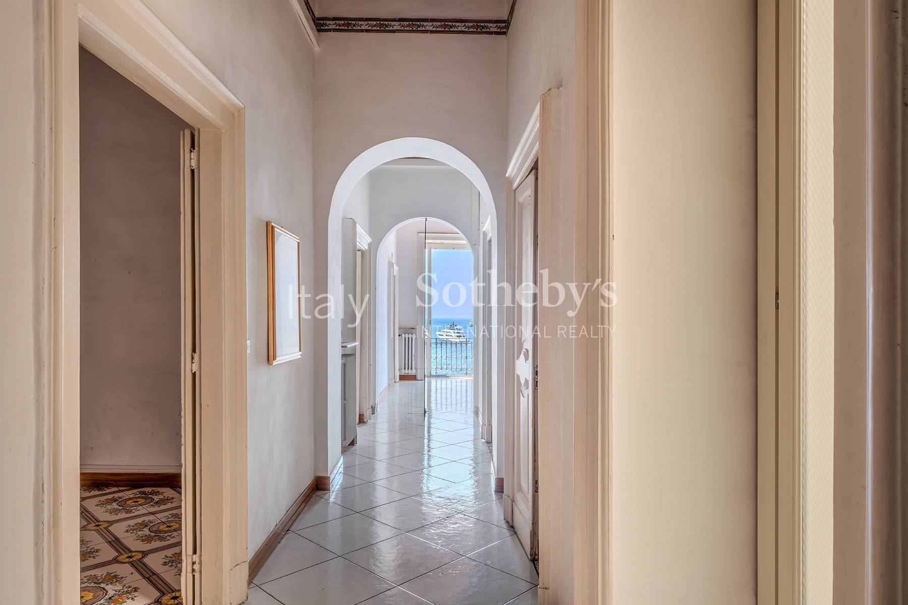  Spacious panoramic apartment in Via Partenope - 物件實景