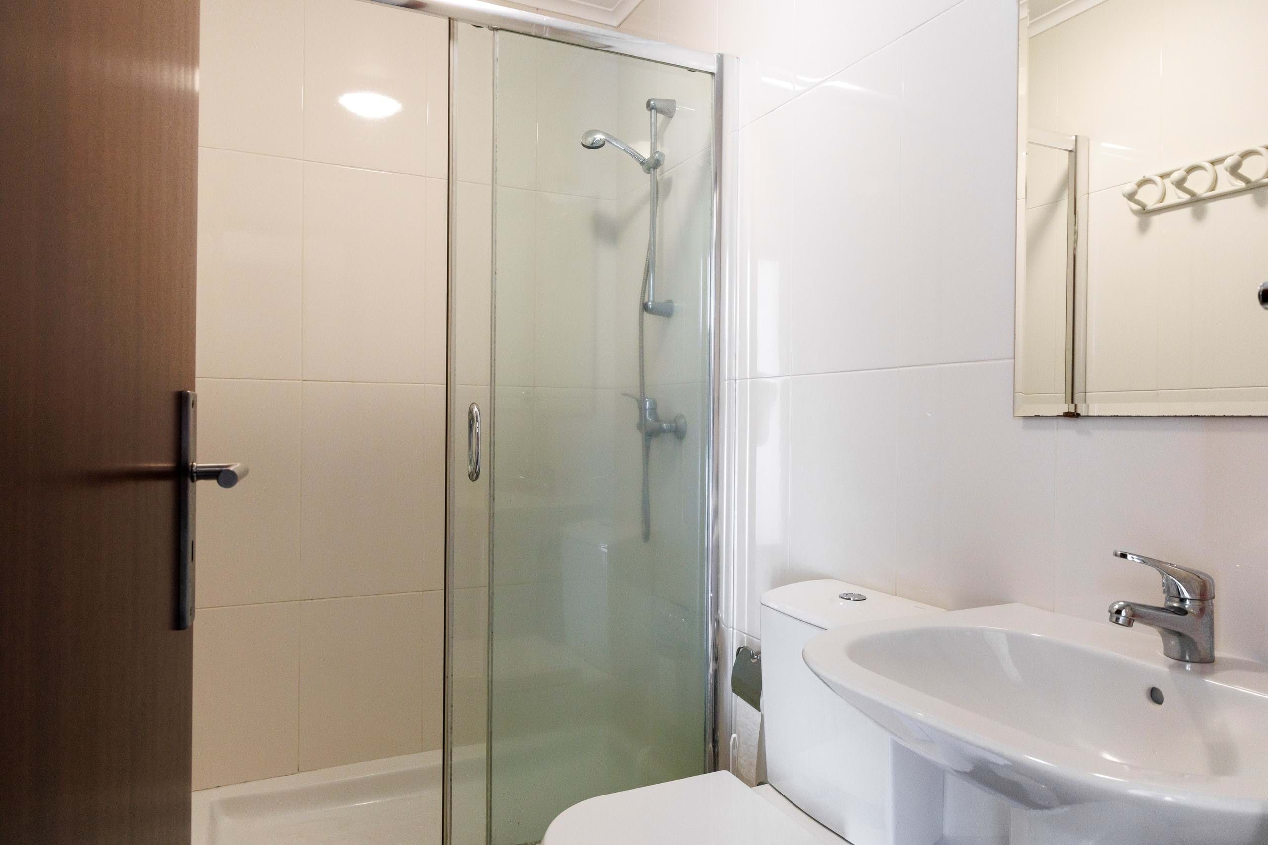 Vila Franca do Campo, Ilha de São Miguel, 9680-460, PT, 7 Bedrooms Bedrooms, ,7 BathroomsBathrooms,Residential,For Sale,1948896