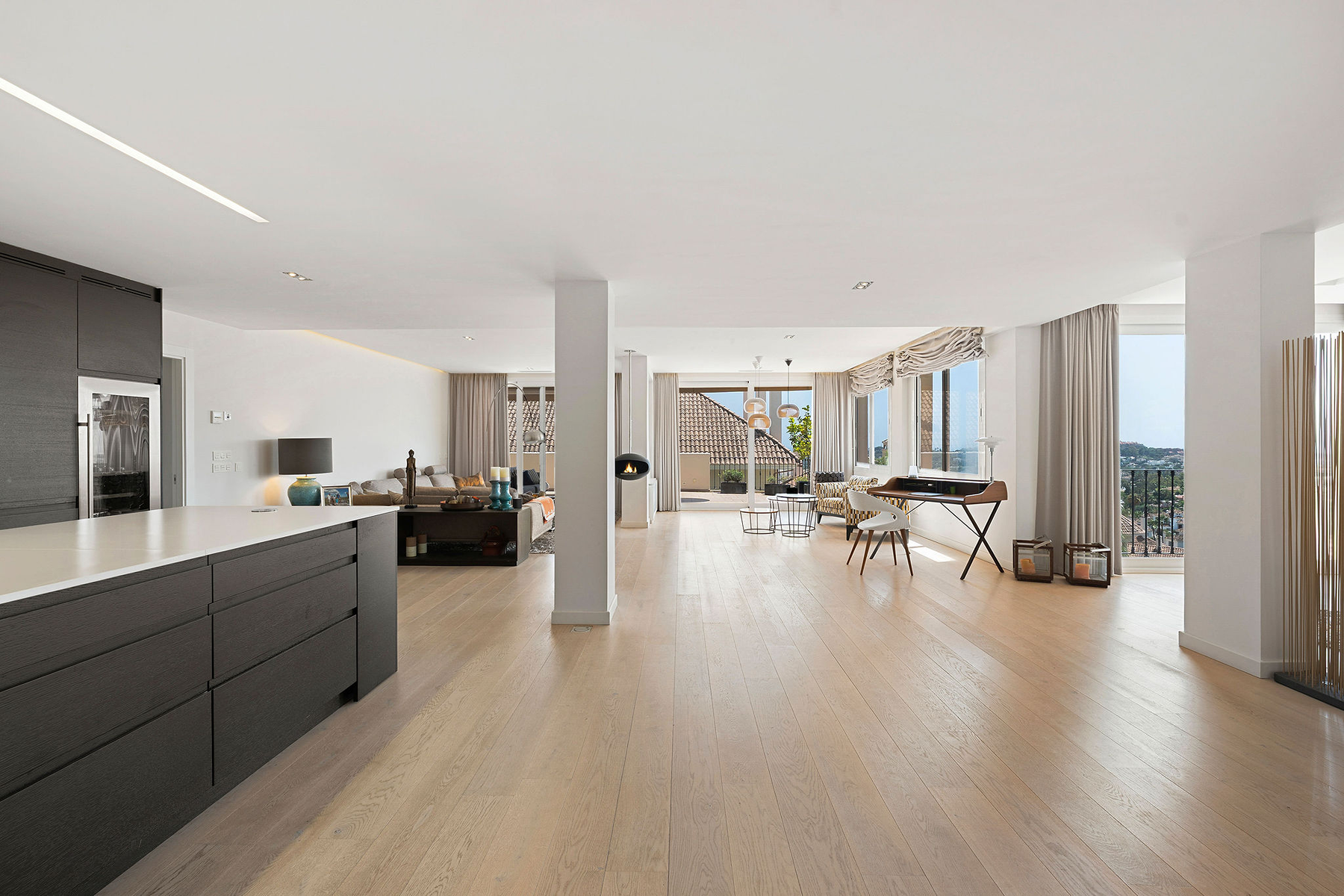  South-Facing duplex apartment with sea views in Nueva Andalucía - 物件實景