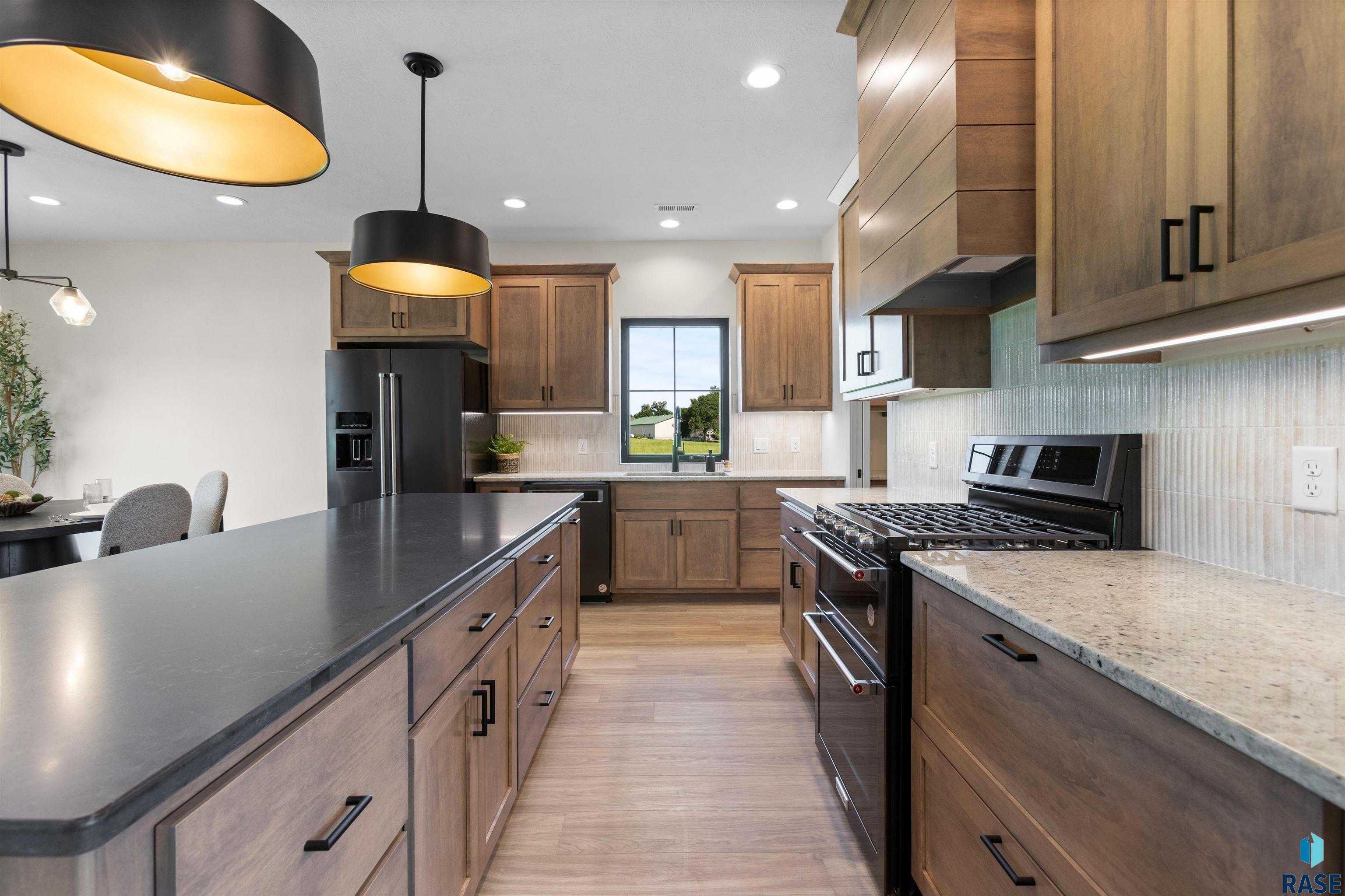 Rock Rapids, Iowa, 51246, United States, 5 Bedrooms Bedrooms, ,3 BathroomsBathrooms,Residential,For Sale,1957836