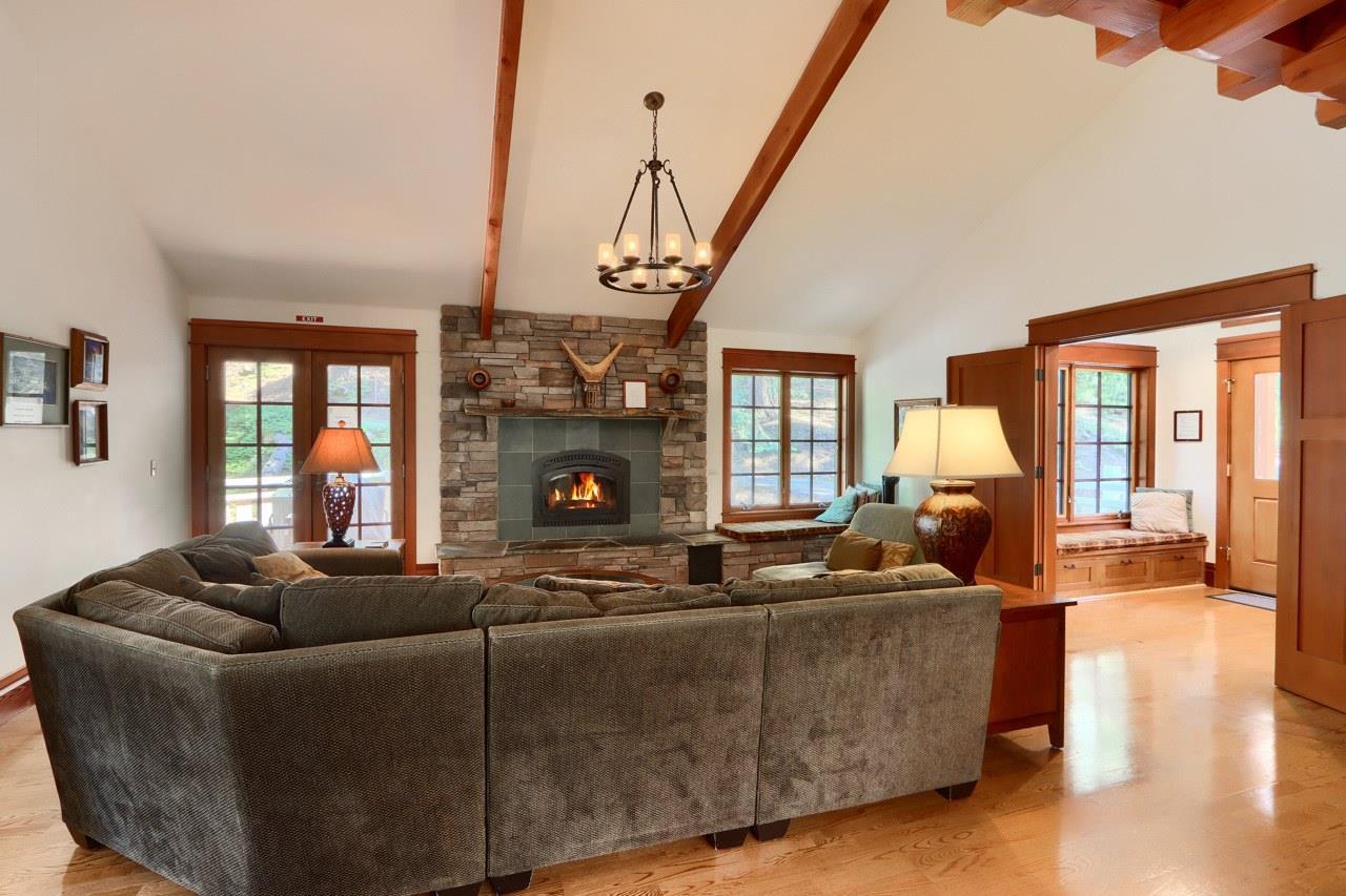 Yosemite West, California, 95389, United States, 3 Bedrooms Bedrooms, ,2 BathroomsBathrooms,Residential,For Sale,1980378