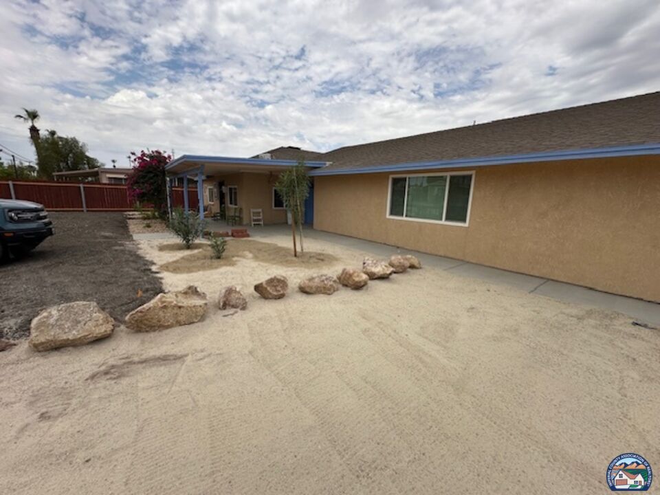 El Centro, California, 92243, United States, 3 Bedrooms Bedrooms, ,2 BathroomsBathrooms,Residential,For Sale,1939319