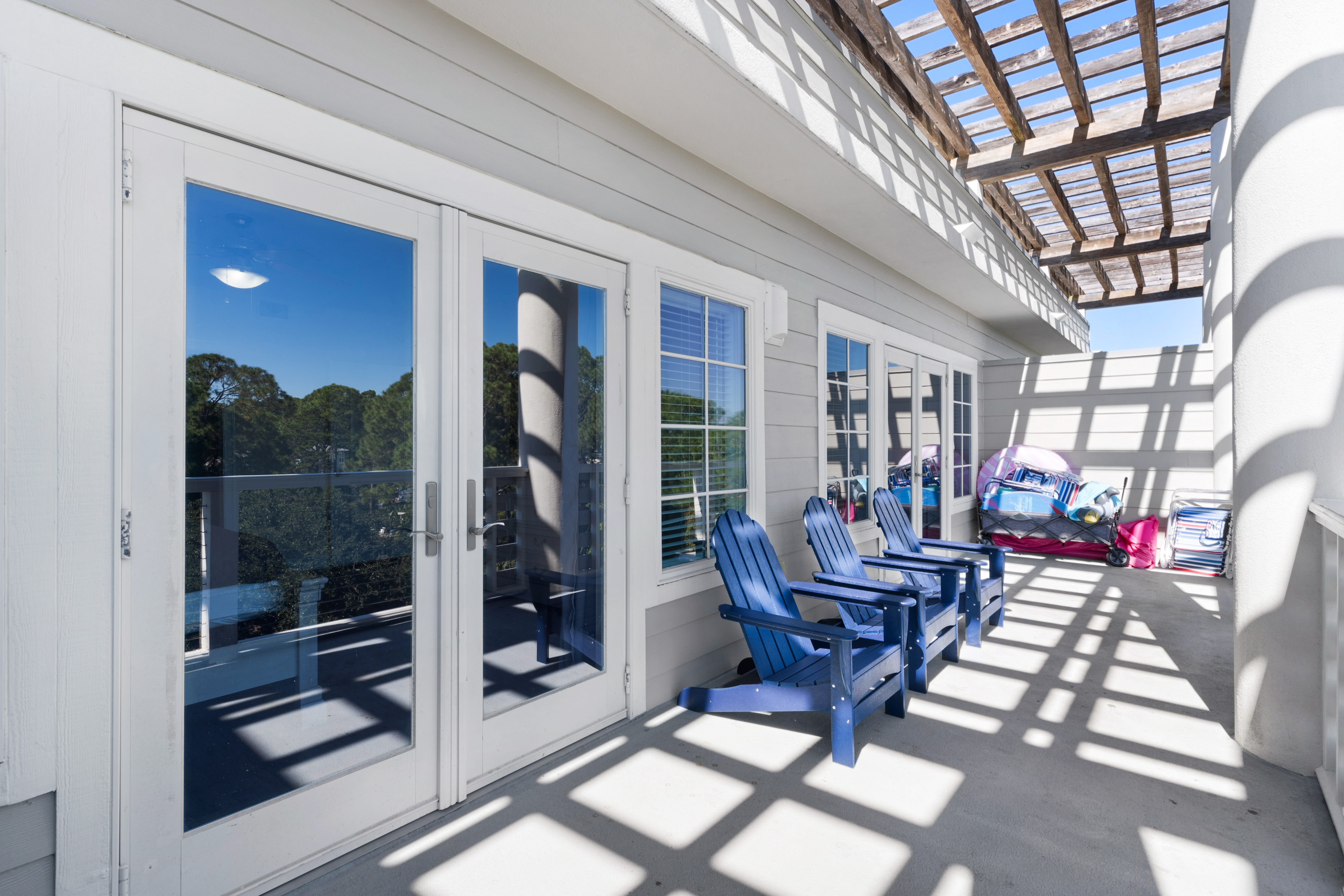  Top-Floor Coastal Condo Steps from Seagrove Beach - 物件實景