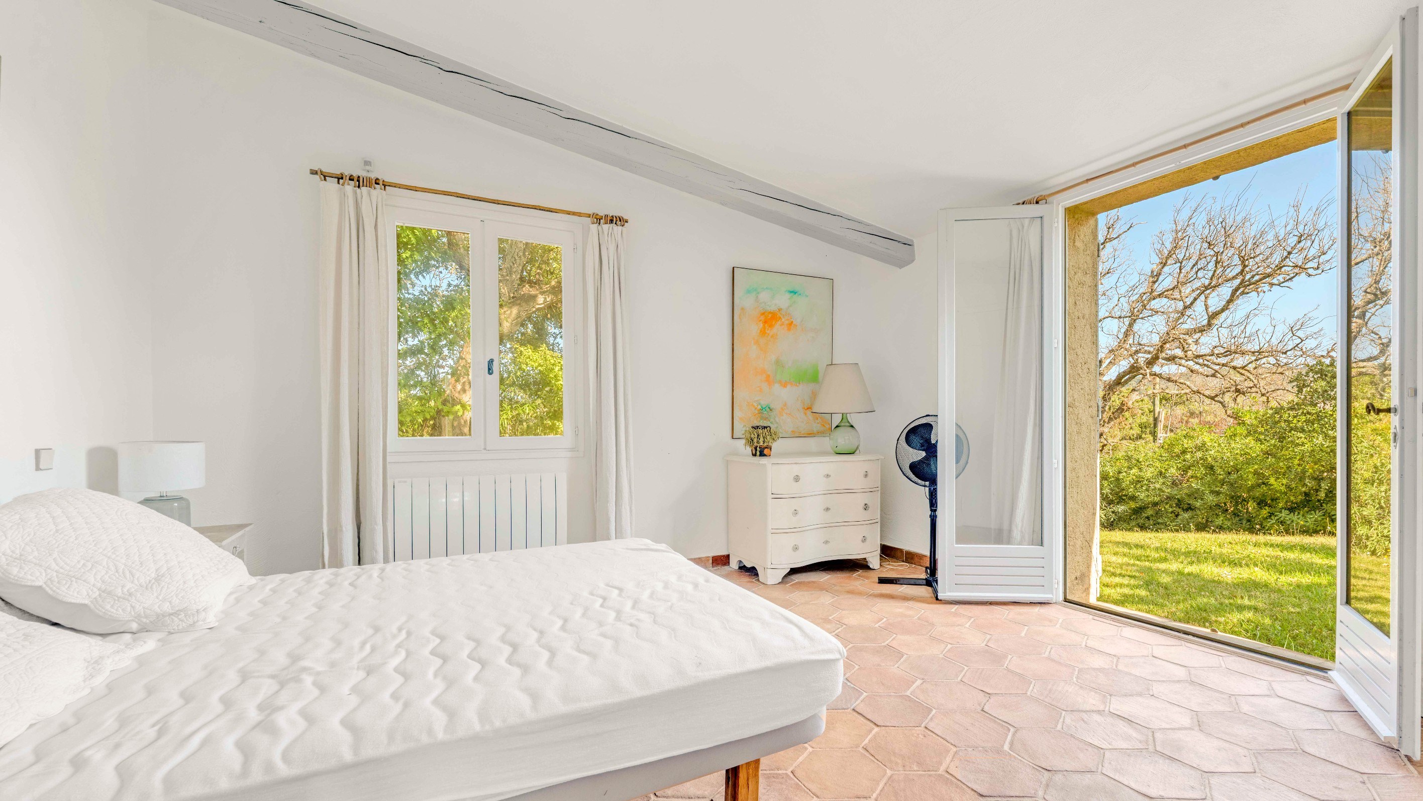  Provençal farmhouse with village view and sea glimpse for sale in Ramatuelle - 物件實景