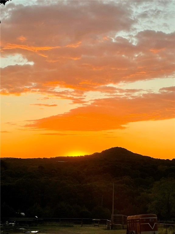 Berryville, Arkansas, 72616, United States, 6 Bedrooms Bedrooms, ,4 BathroomsBathrooms,Residential,For Sale,1988341