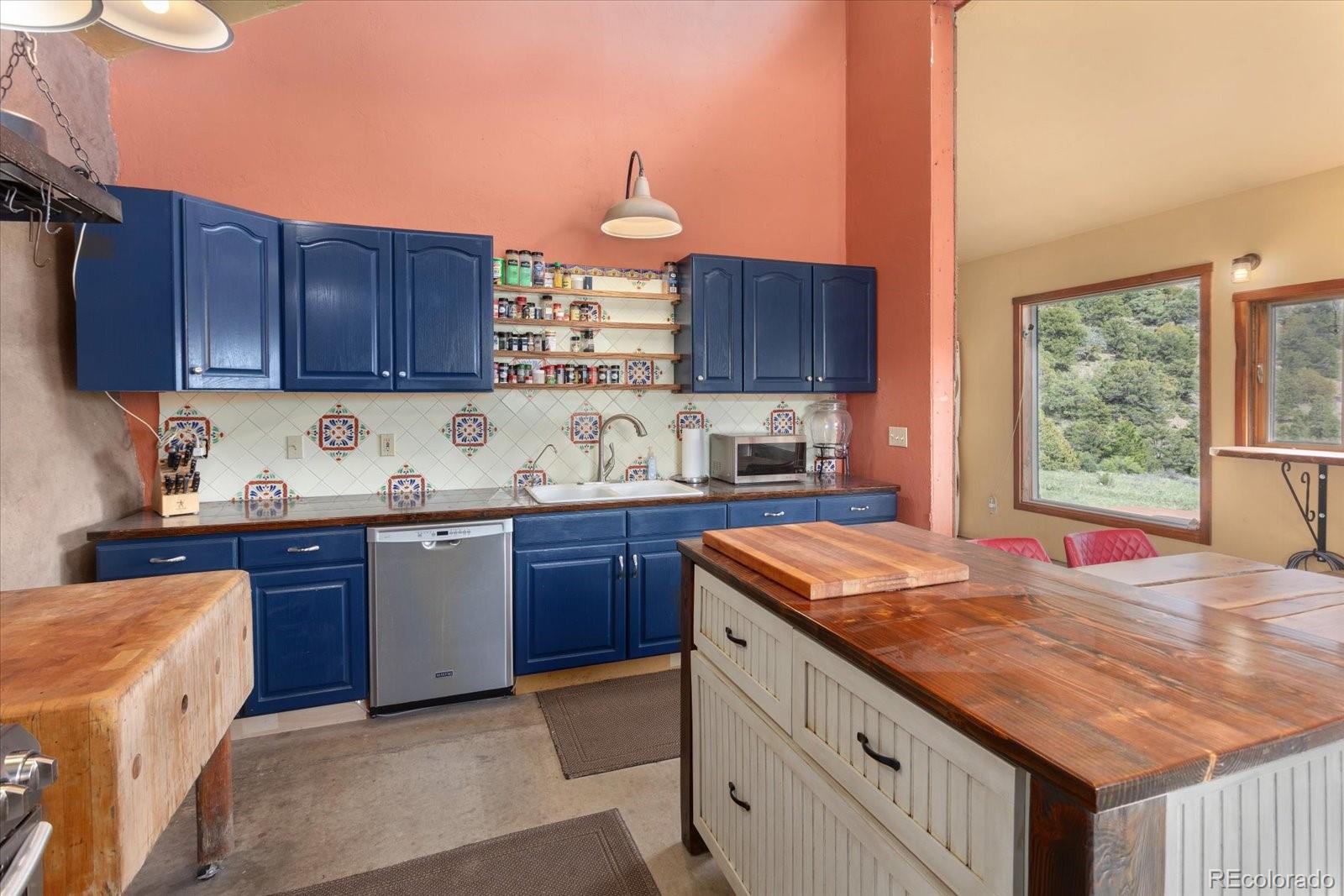Salida, Colorado, 81201, United States, 2 Bedrooms Bedrooms, ,1 BathroomBathrooms,Residential,For Sale,1873658