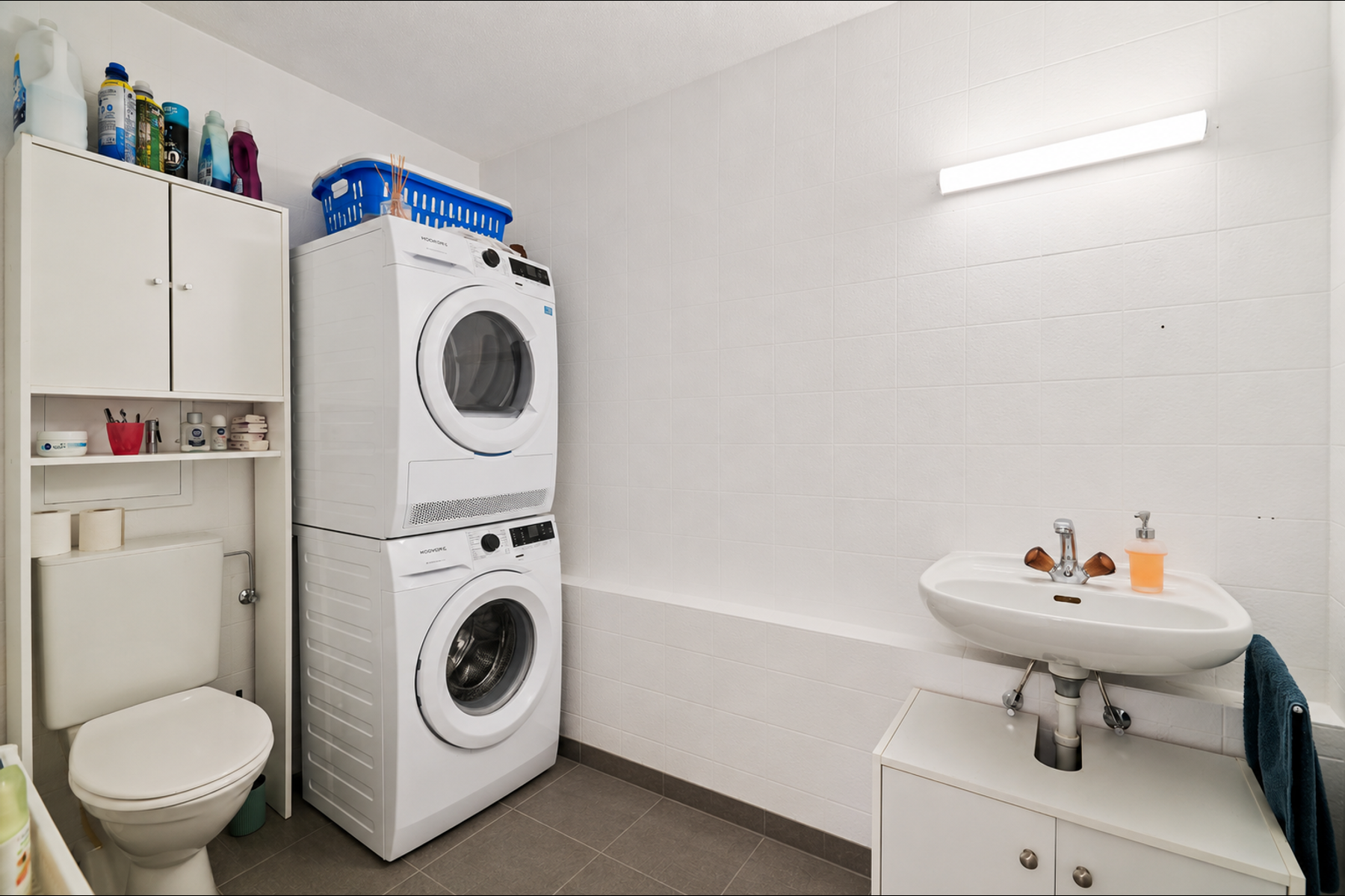  2.5-room apartment with two bathrooms - 物件實景