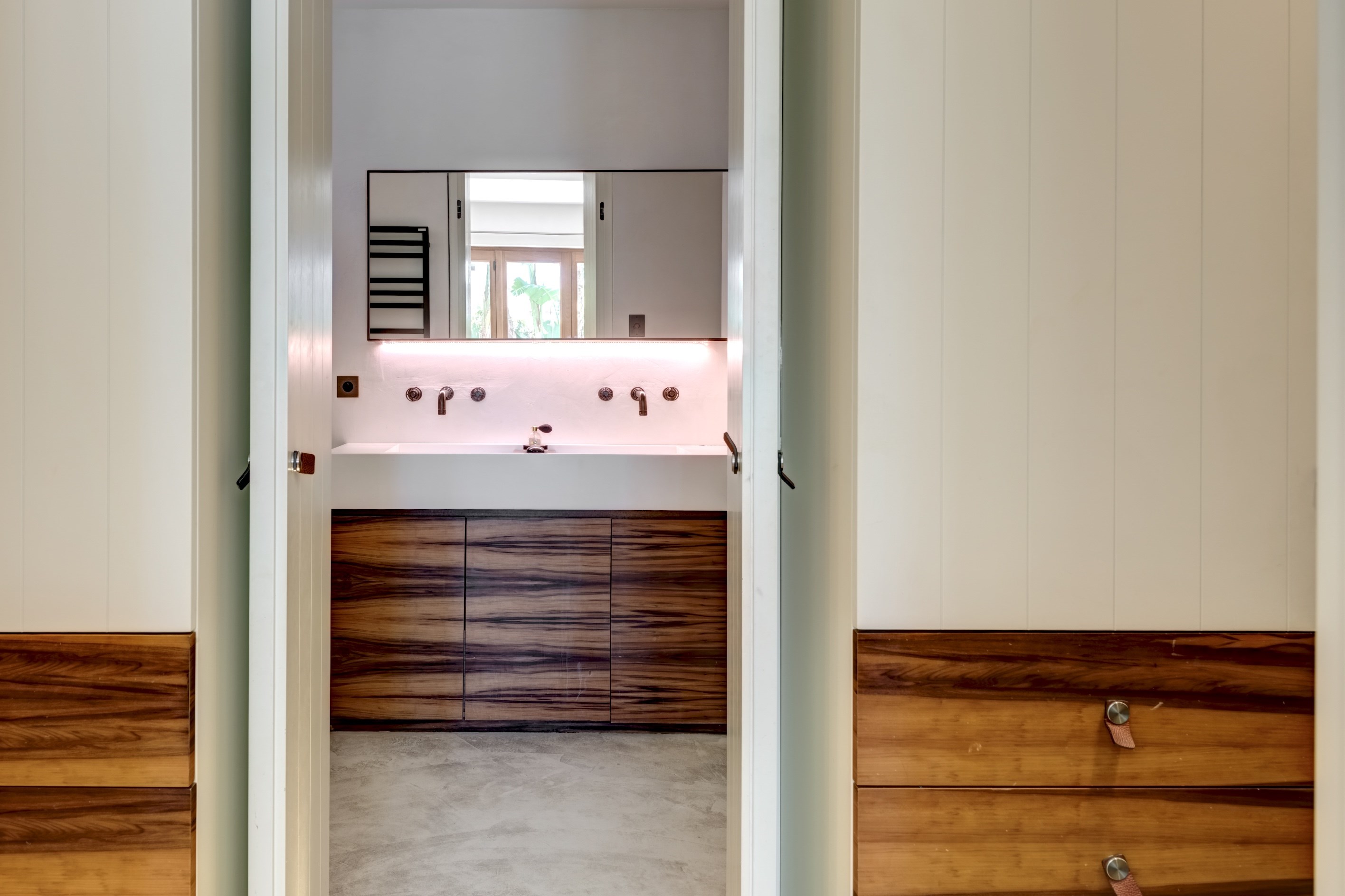  Luxury apartment for sale in Cannes Palm Beach with landscaped terrace, private… - 物件實景