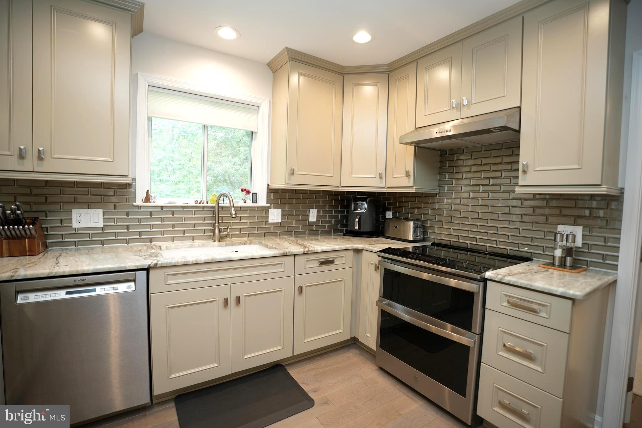 California, Maryland, 20619, United States, 4 Bedrooms Bedrooms, ,3 BathroomsBathrooms,Residential,For Sale,1927975