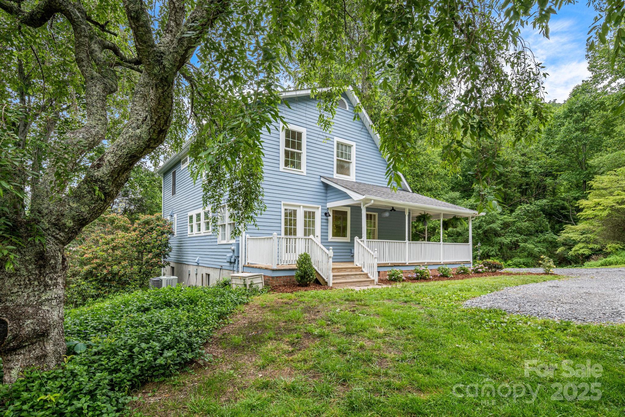 Asheville, North Carolina, 28803, United States, 4 Bedrooms Bedrooms, ,4 BathroomsBathrooms,Residential,For Sale,1825860